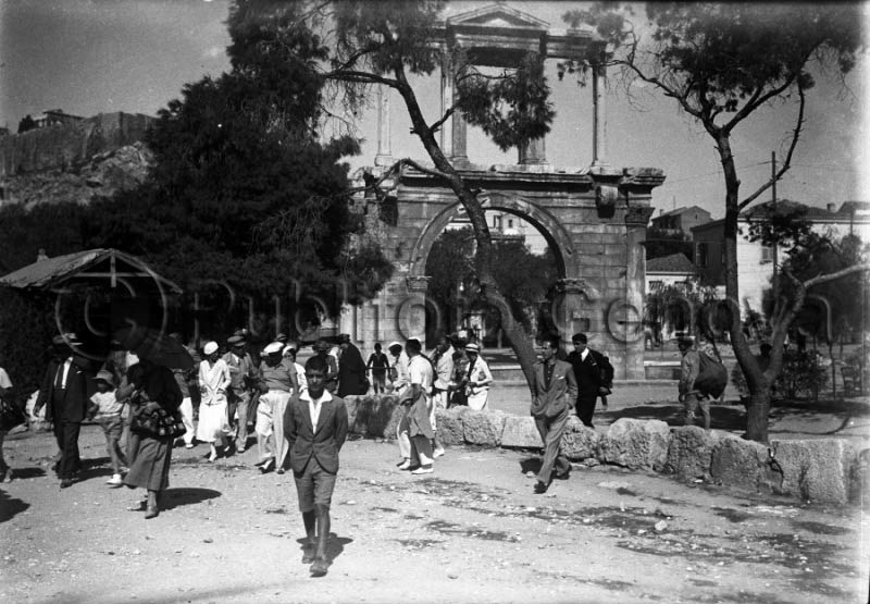 N_000245 - Atene - Arco di Adriano - anni '30