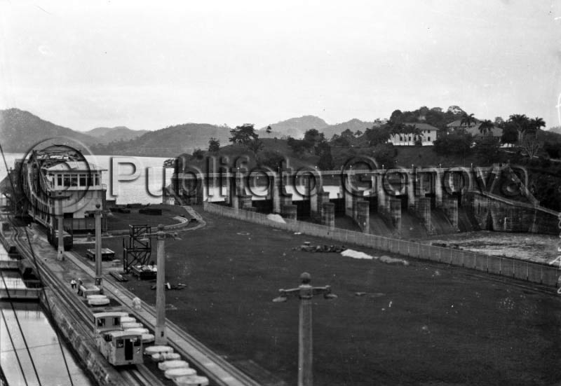 N_001275 - Canale di Panama - anni '30
