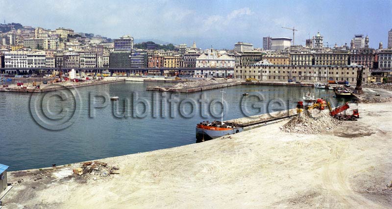 P_485219-218_Pano_GE_Porto antico_Expo_1990
