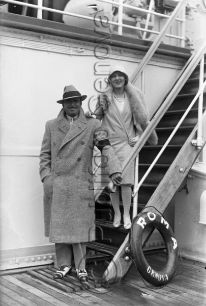 MARY PICKFORD E DOUGLAS FAIRBANKS