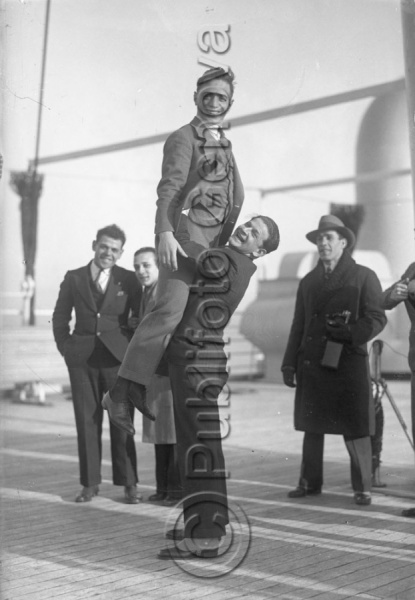 PASSEGGERI DEI TRANSATLANTICI 