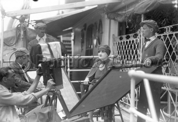 PASSEGGERI DEI TRANSATLANTICI 