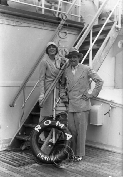 MARY PICKFORD E DOUGLAS FAIRBANKS