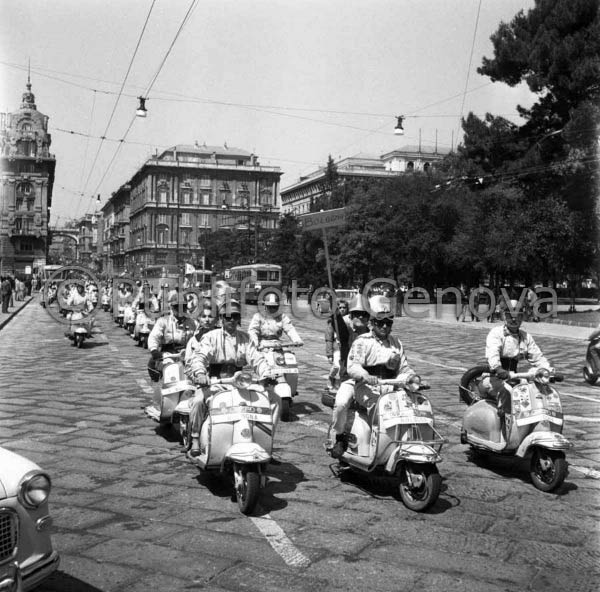 PRIMO RADUNO NAZIONALE 'LAMBRETTA CLUB DELLA LANTERNA'