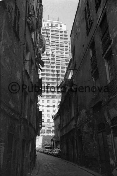 IL QUARTIERE DI BORGO LANAIOLI/VIA MADRE DI DIO