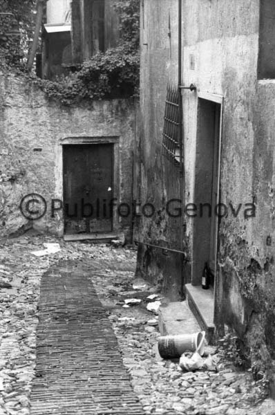 IL QUARTIERE DI BORGO LANAIOLI/VIA MADRE DI DIO